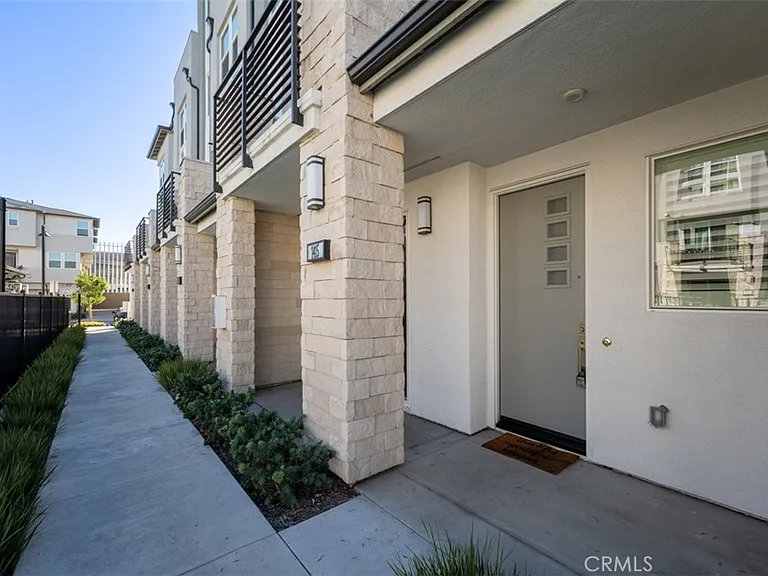 1415 W Cara Dr — Photo 6