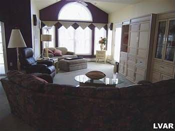 5th image of 2760 Terrwood Dr E