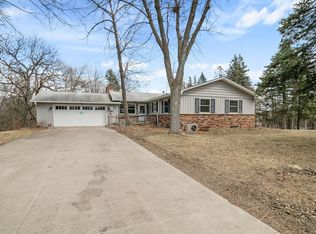 13090 N 4th Ave, Lindstrom, MN 55045