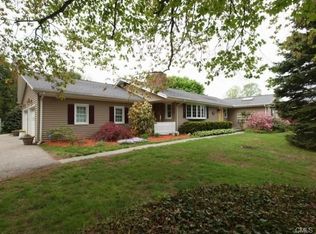 172 Ripton Rd, Shelton, CT 06484