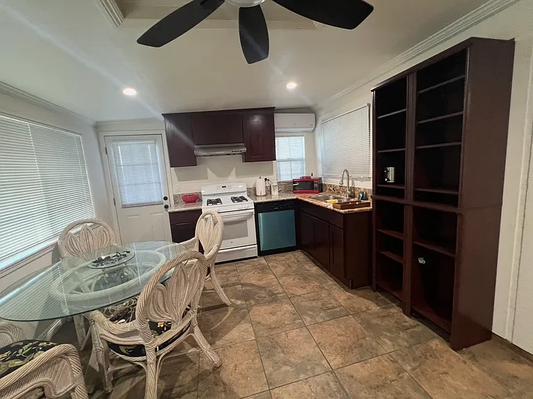Hacienda Dr — Photo 2