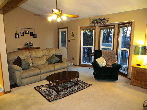 3rd image of 2517 Lexington Dr