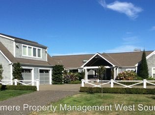 3270 NE Wheeler St, Poulsbo, WA 98370