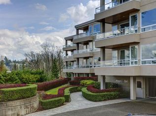 2980 76th Ave SE APT 303, Mercer Island, WA 98040