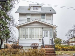 77 Roosevelt Ave, Bergenfield, NJ 07621
