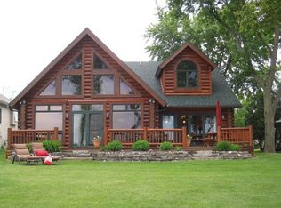 247 Breezy Acres, Luxemburg, WI 54217