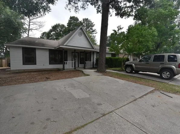 1722 Hazelwood Dr, Conroe, TX 77301