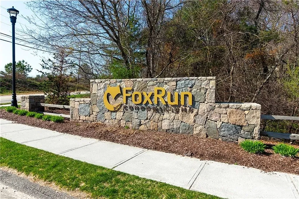 2 bed, 2.5 bath, 1530 sqft, $2,300 — Photo 1