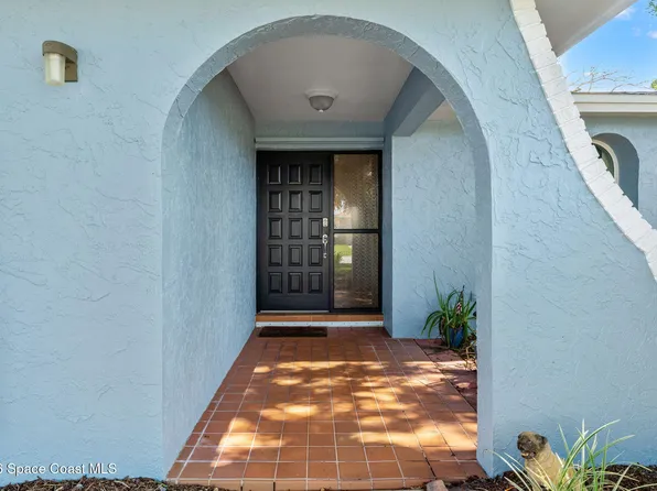 475 E Amherst Cir, Satellite Beach, FL 32937