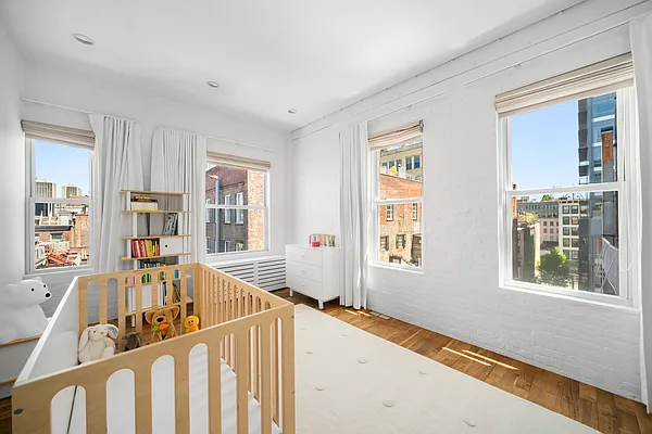 Sold by Douglas Elliman | media 15