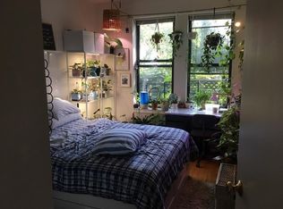 2326 29th Ave APT 1R, Astoria, NY 11102
