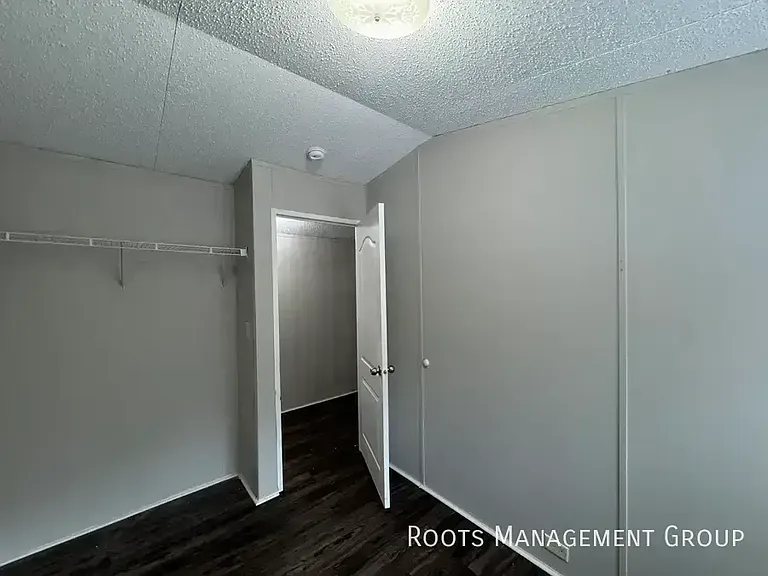 1325 N Franklin St #208 — Photo 8