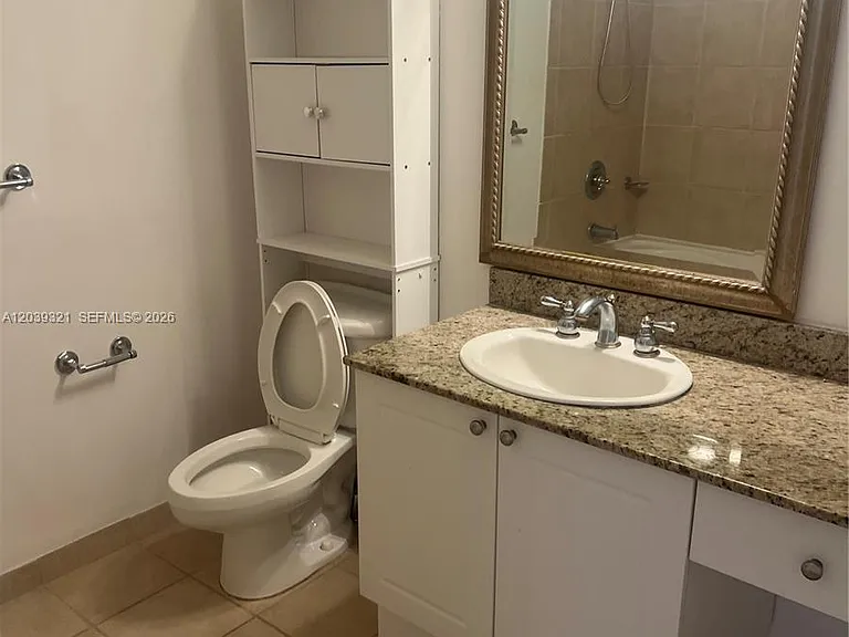 19501 W Country Club Dr #611 — Photo 19