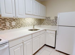 90 Monmouth St #709, Brookline, MA 02446