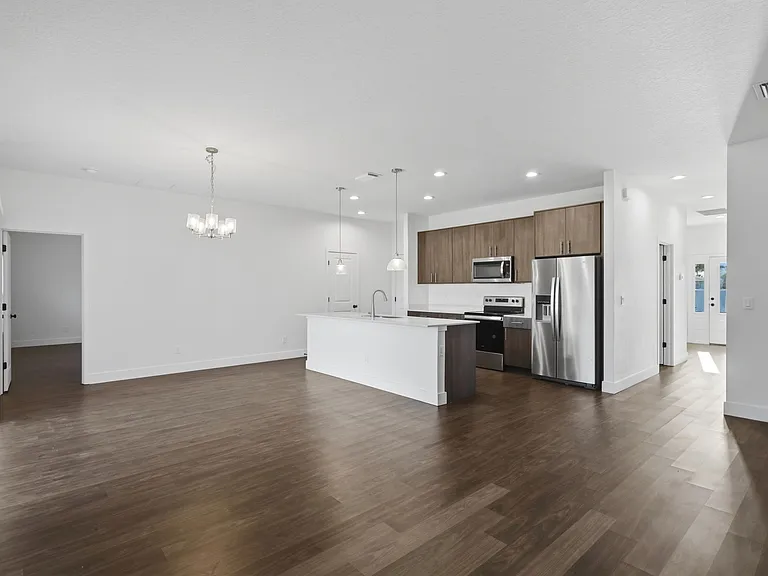 3227 Halsey Ave SE — Photo 18