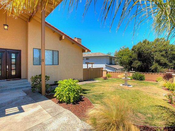 2nd image of 26943 Parkside Dr