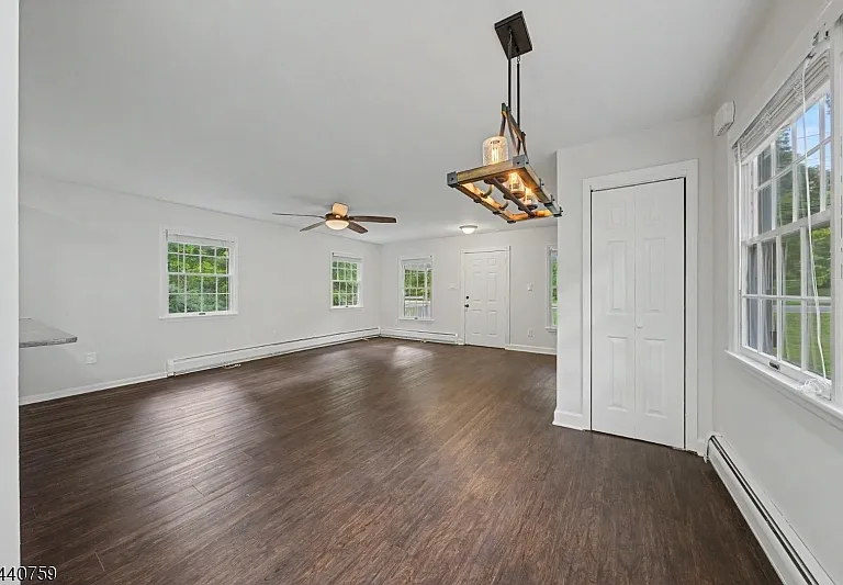 8 Oak Rd — Photo 10