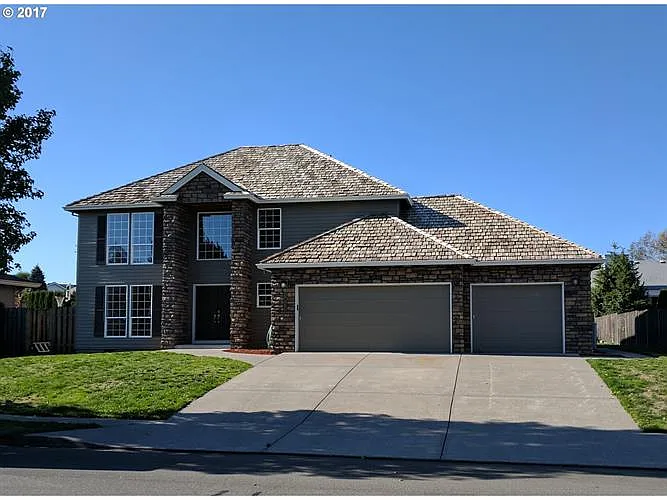 2653 SW Phyllis Dr photo 1