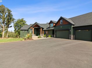 21715 S Cahill Creek Ln, Oregon City, OR 97045