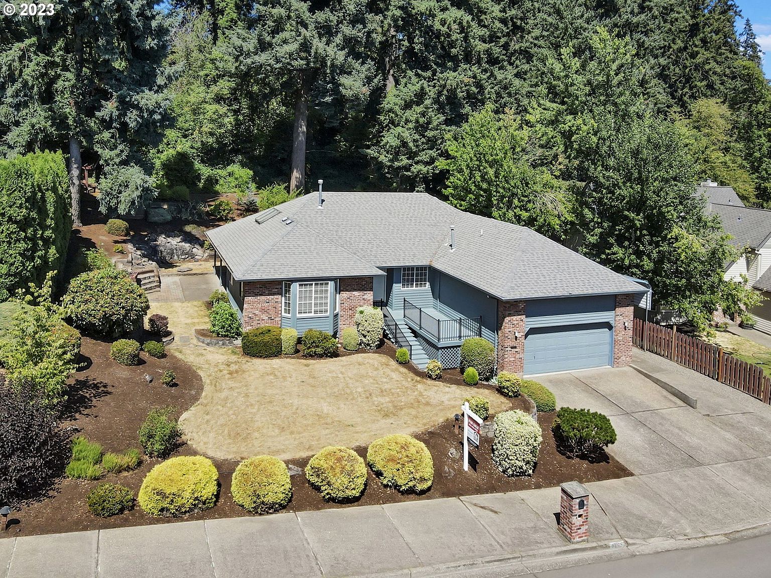 8365 SW Rogue Ln, Wilsonville, OR 97070 Zillow