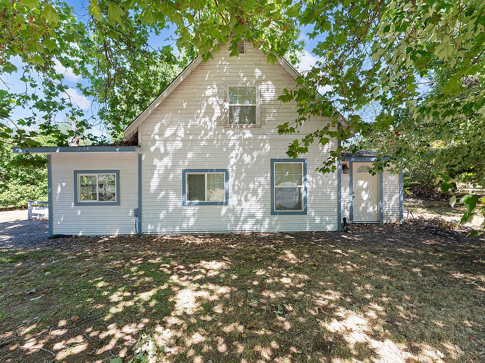 1st image of 149 Peckerwood Ln