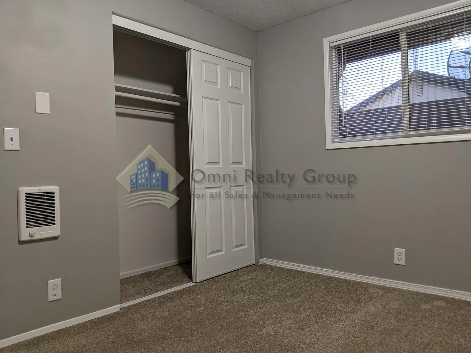882 SE 11th Ave — Photo 4