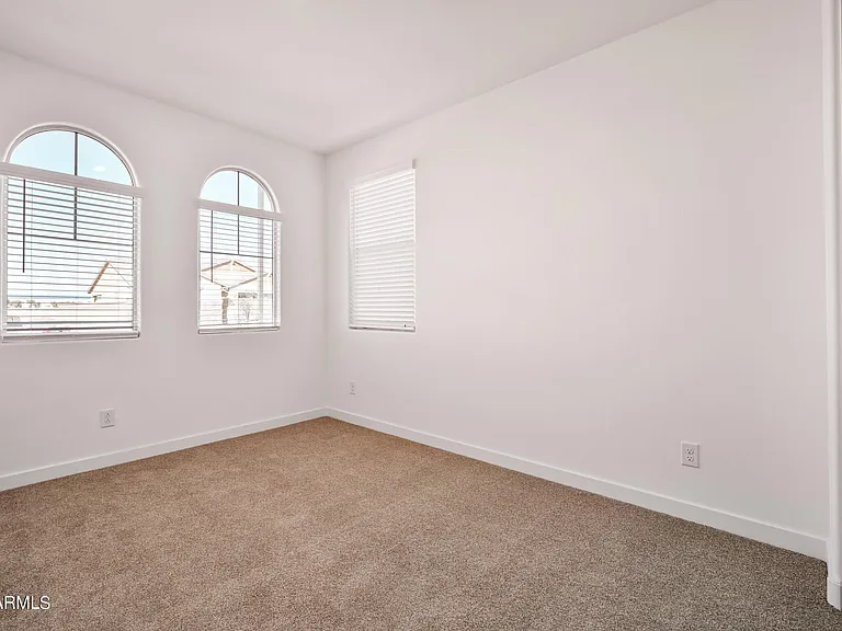 12617 W Kaler Dr — Photo 20
