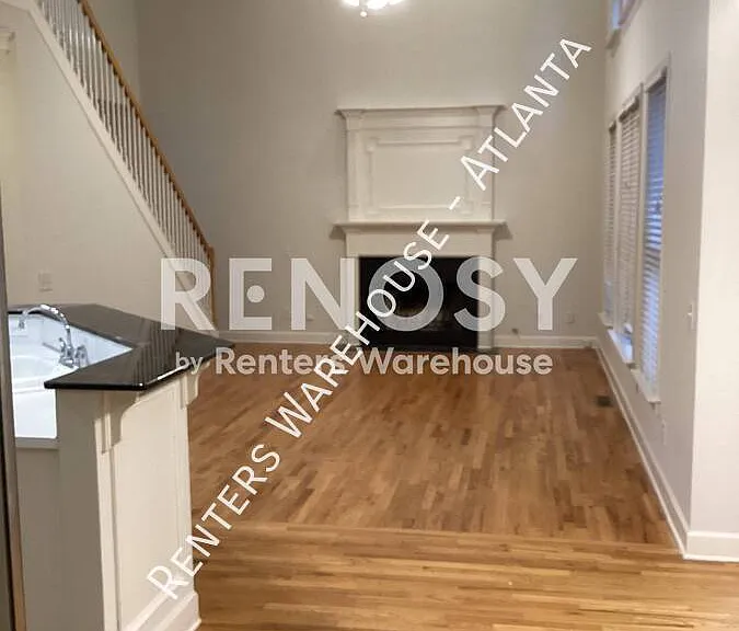 755 Milton Oaks Dr — Photo 17