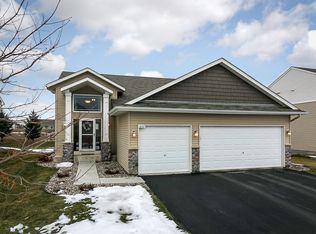 1632 Palomino St, Shakopee, MN 55379