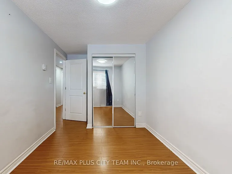 50 Darras Ct — Photo 22