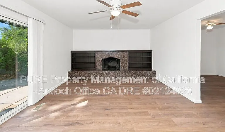 2829 Fortuna Ct — Photo 3