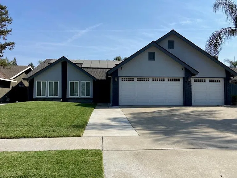 934 N Kent St — Photo 1