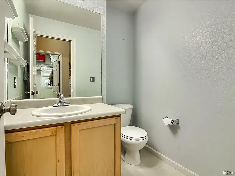10508 Vaughn St — Photo 4
