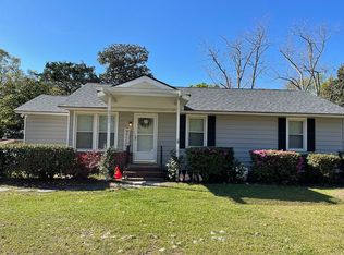 2302 Mossy Oaks Rd, Beaufort, SC 29902
