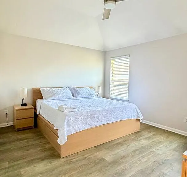 Dawn Spring Dr — Photo 8