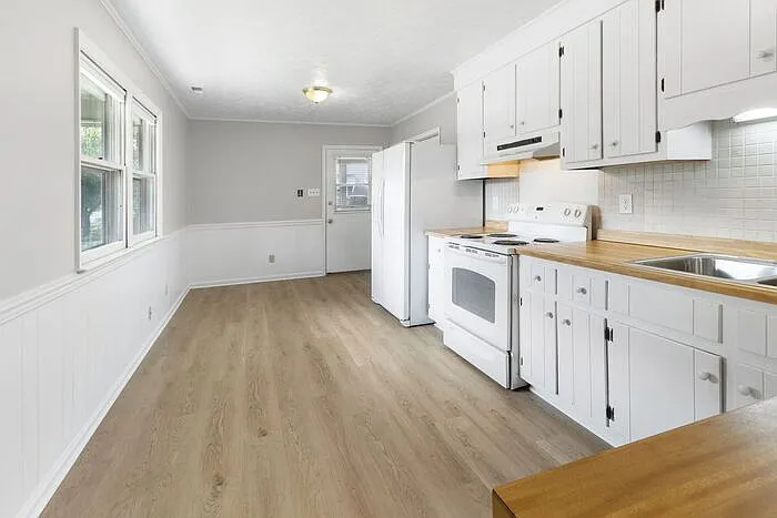 6329 Rustic Rdg — Photo 8