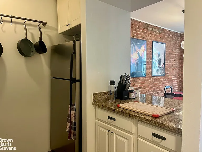 1222 Washington St #3N — Photo 6