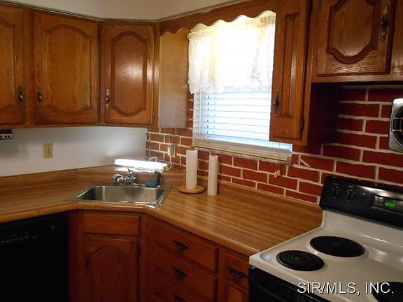 3rd image of 4005 Sara St