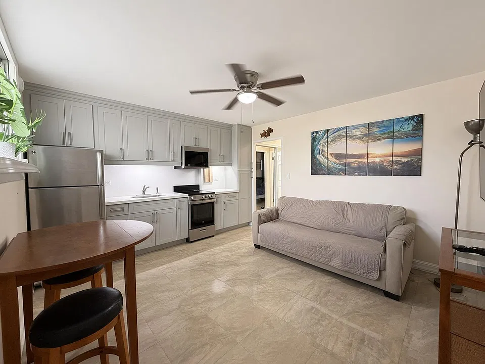 236 Liliuokalani Ave #201