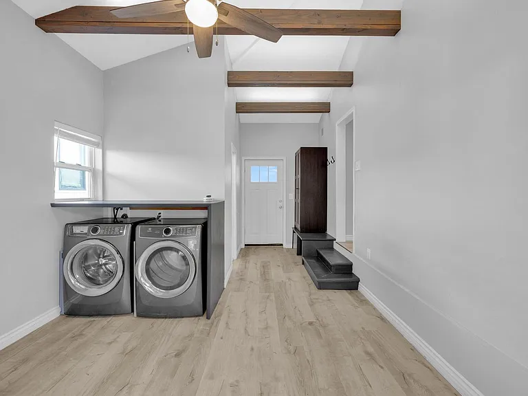 4604 Norwood St — Photo 11