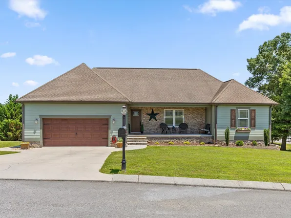 56 Seven Pines Ln, Chickamauga, GA 30707