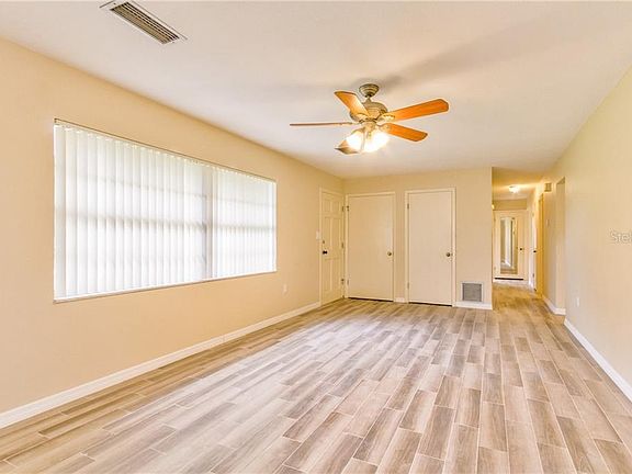 5th image of 8136 Lakeside Dr