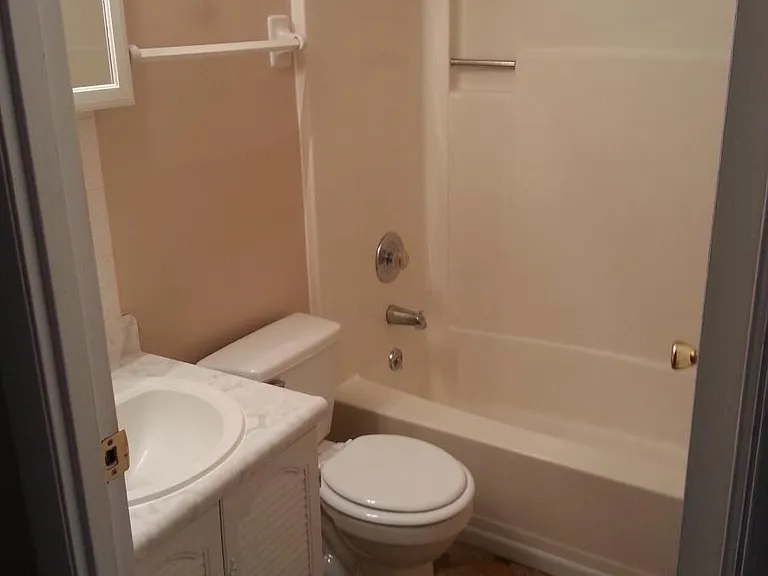 185 S Tippecanoe Dr #A — Photo 3