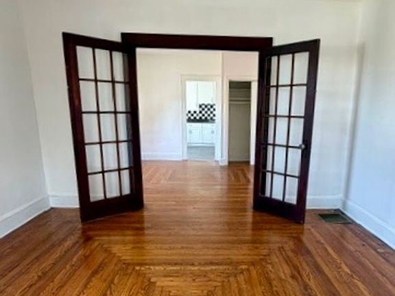 2nd image of 119-121 Hobart St Floor 1