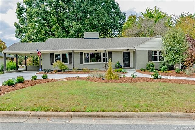 1st image of 221 Brookdale Dr