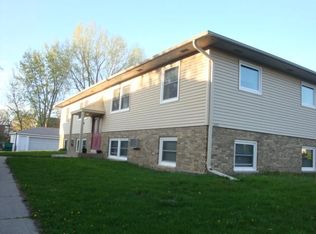 401 27th St NE APT 3, Rochester, MN 55906