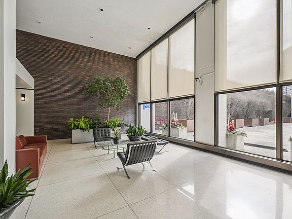 2nd image of 5455 N Sheridan Rd APT 2807