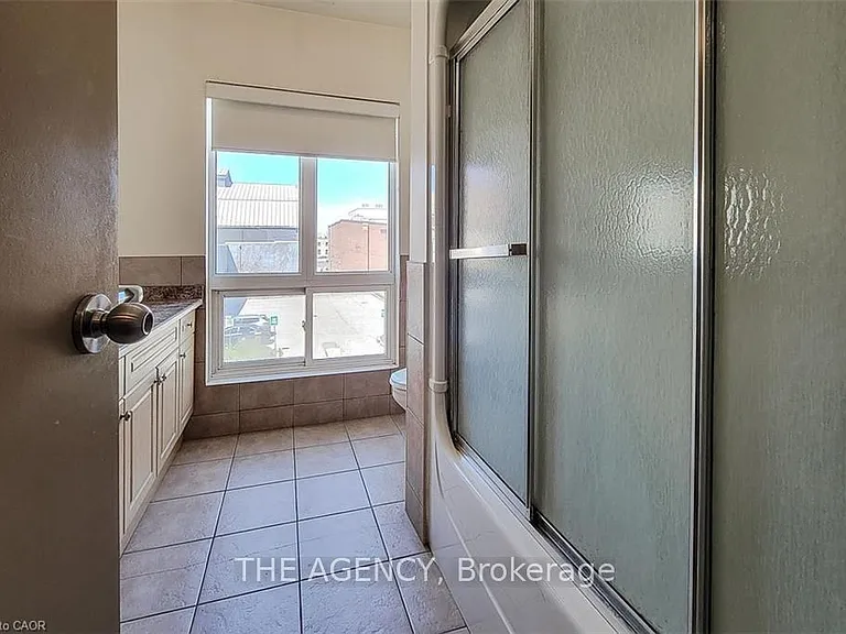 150 Colborne St #201 — Photo 10