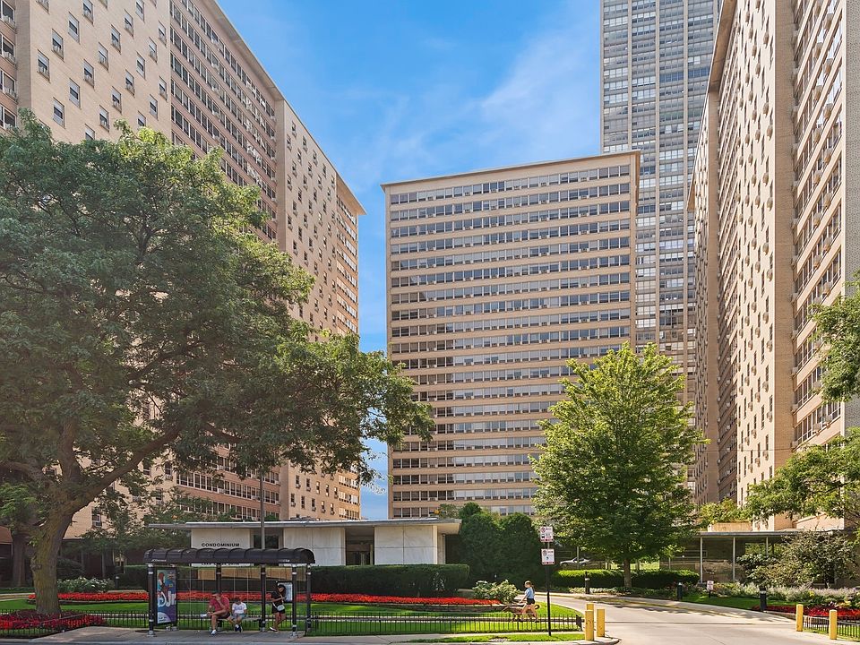 1st image of 3950 N Lake Shore Dr APT 718