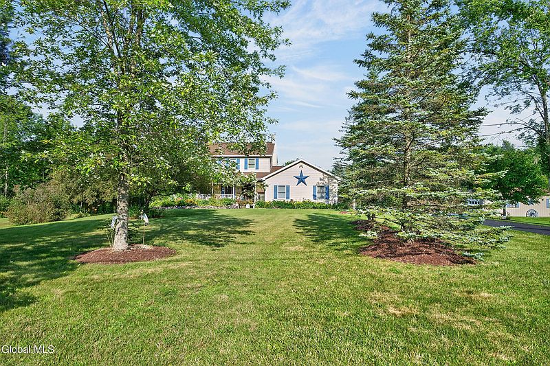 4th image of 91 Green Acres Road